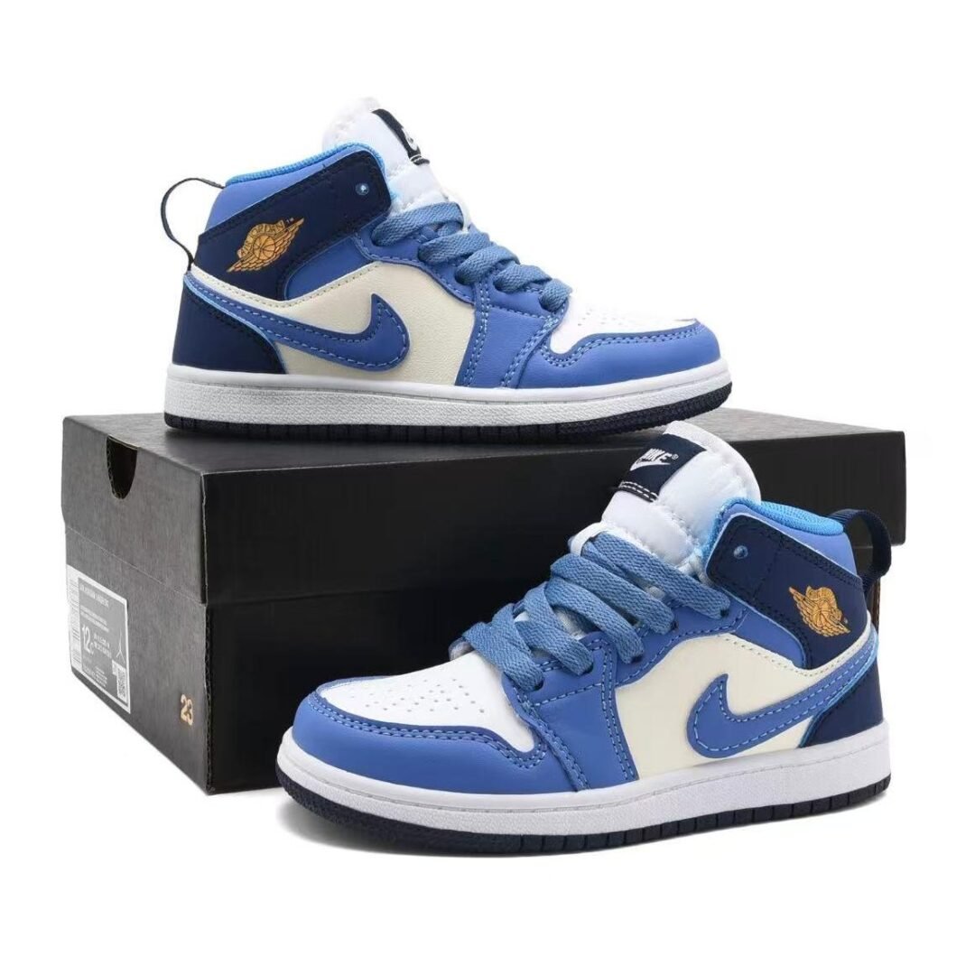 Air Jordan 1 Mid University Blue
