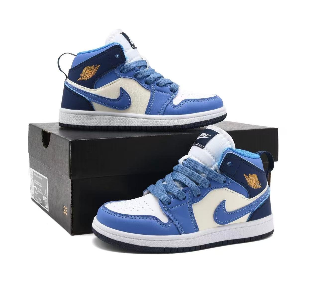 Air Jordan 1 Mid University Blue