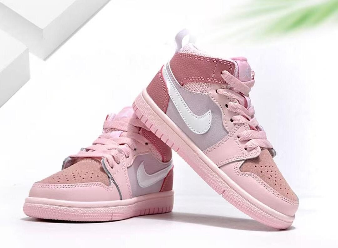 Air Jordan Mid Rosa