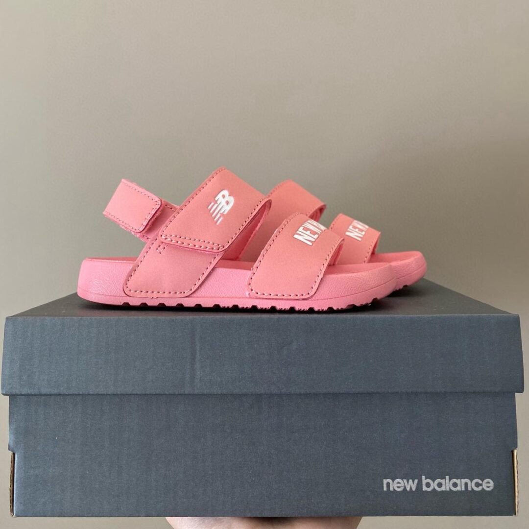 New Balance (Pink)