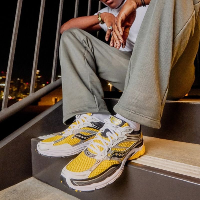 Saucony (Yellow)