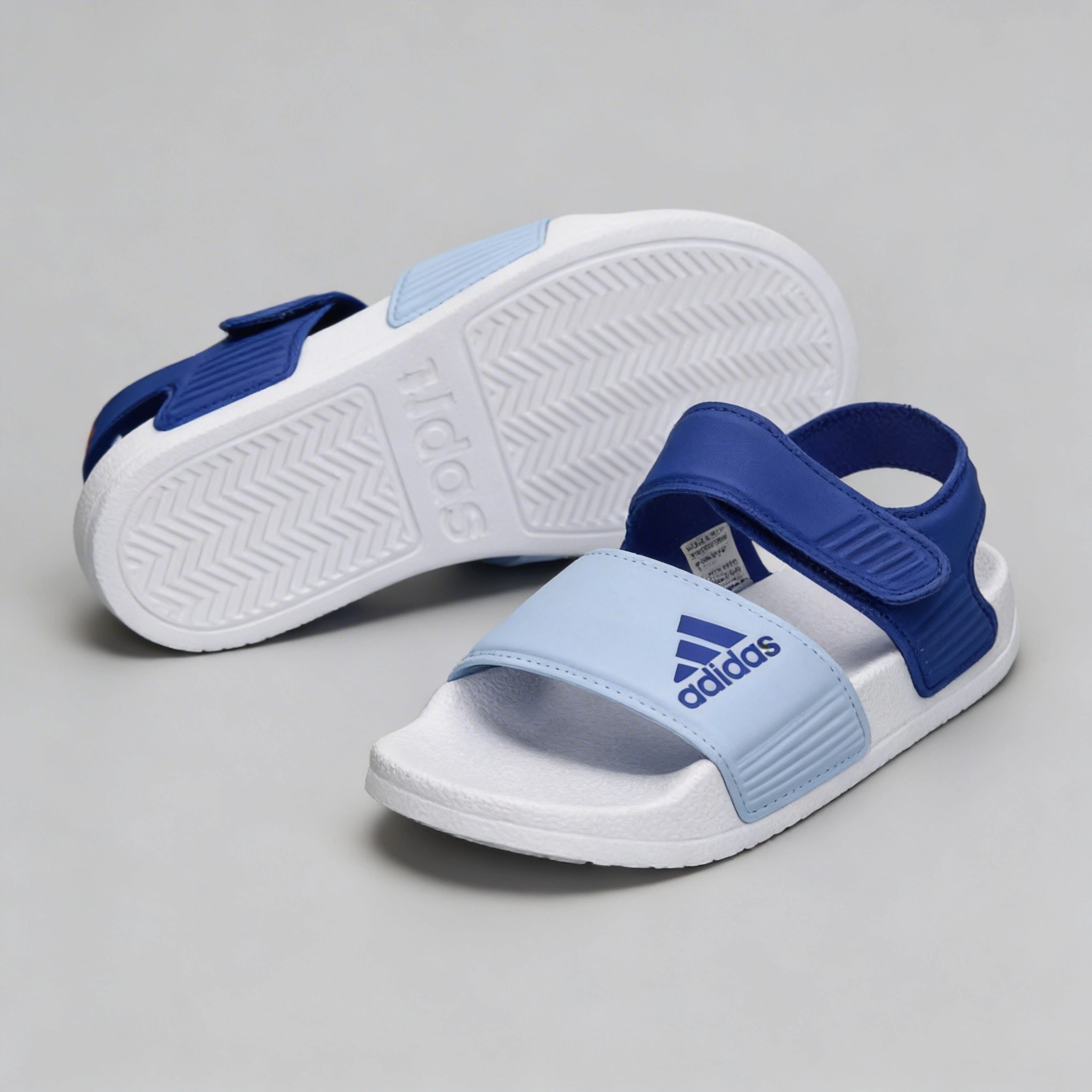 Adidas Adilette Sandal (Azul)