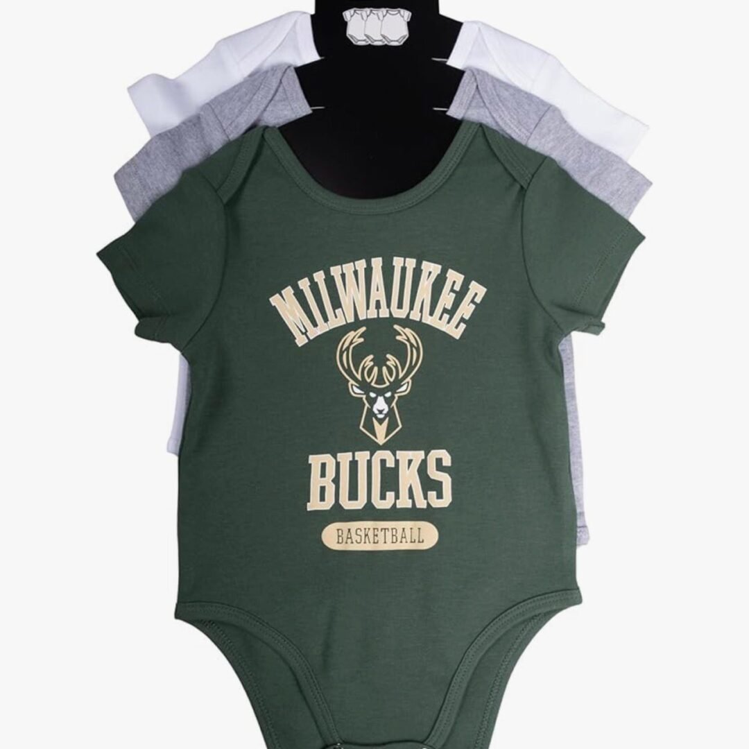 Alternative view of Set de bodys para bebé Milwaukee Bucks  x3 🦌💚