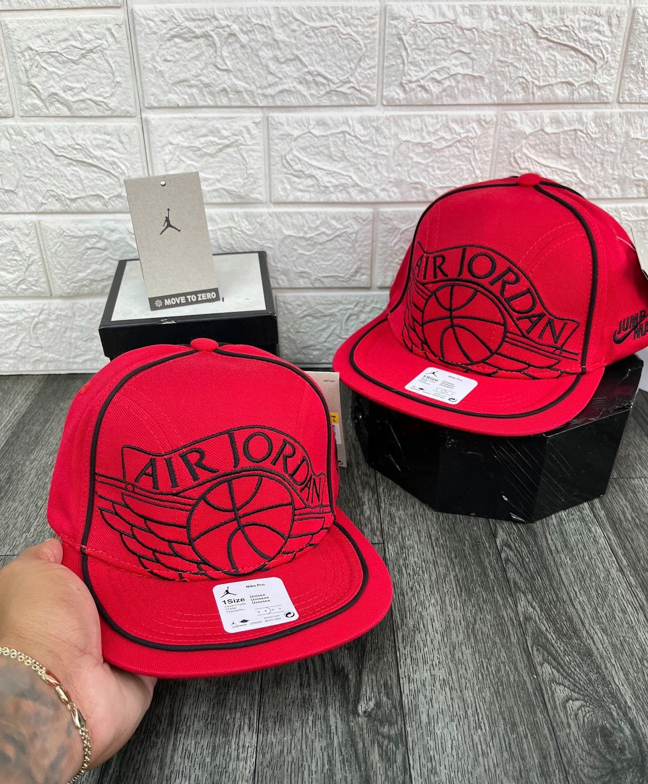 Gorra Air Jordan Wings Snapback ajustable rojo-negro🏀🧢