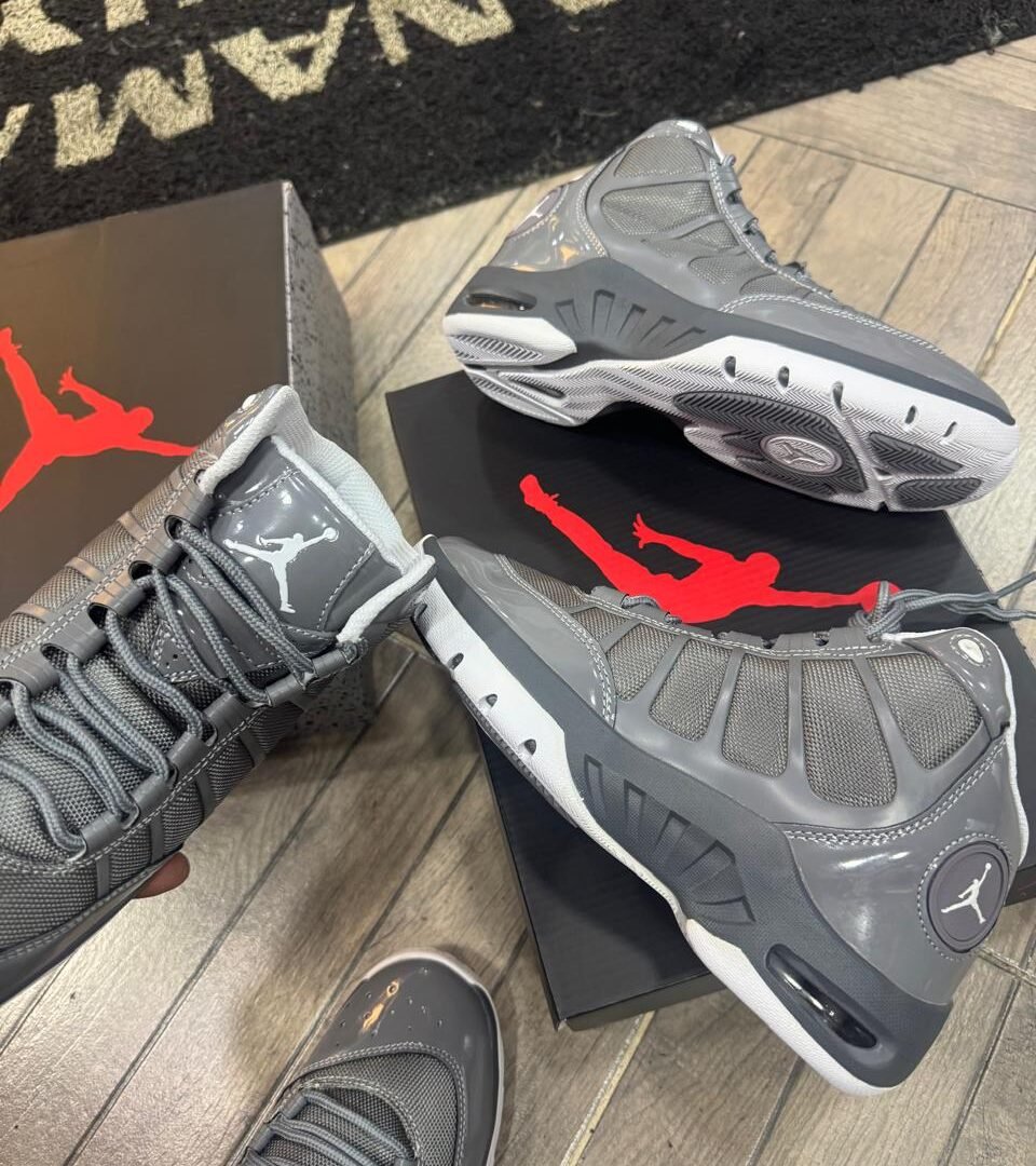 jordan play in these stealth/white