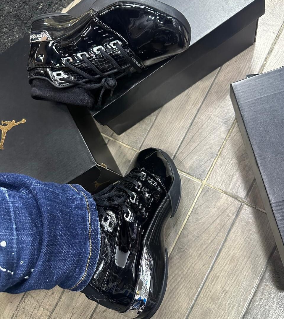 Air Jordan 17 Low ‘Black Chrome