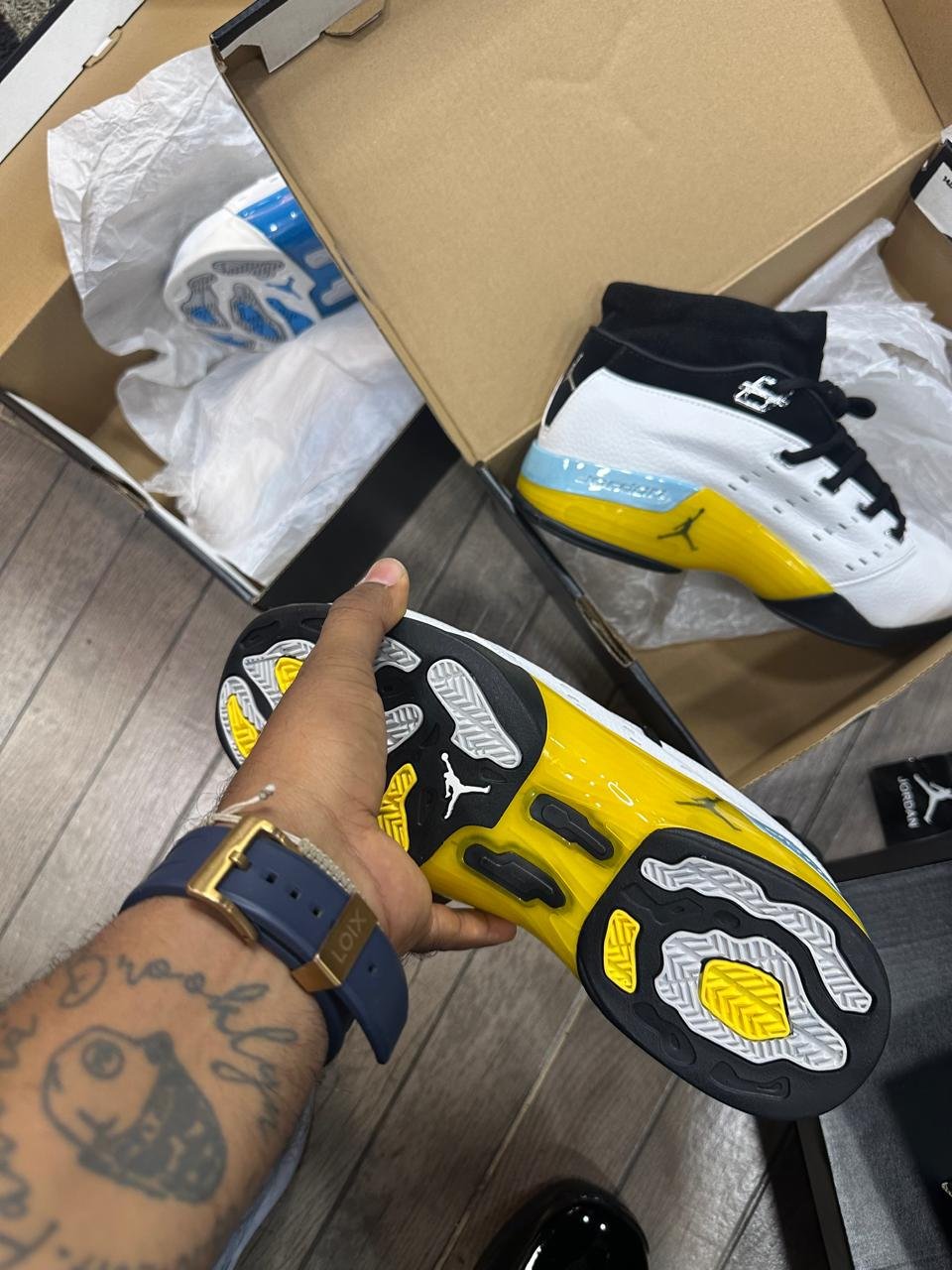 Air Jordan 17 Low “Lightning” Returns - Image 2